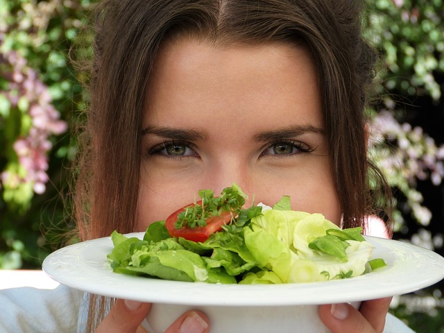 women weight loss tips salad
